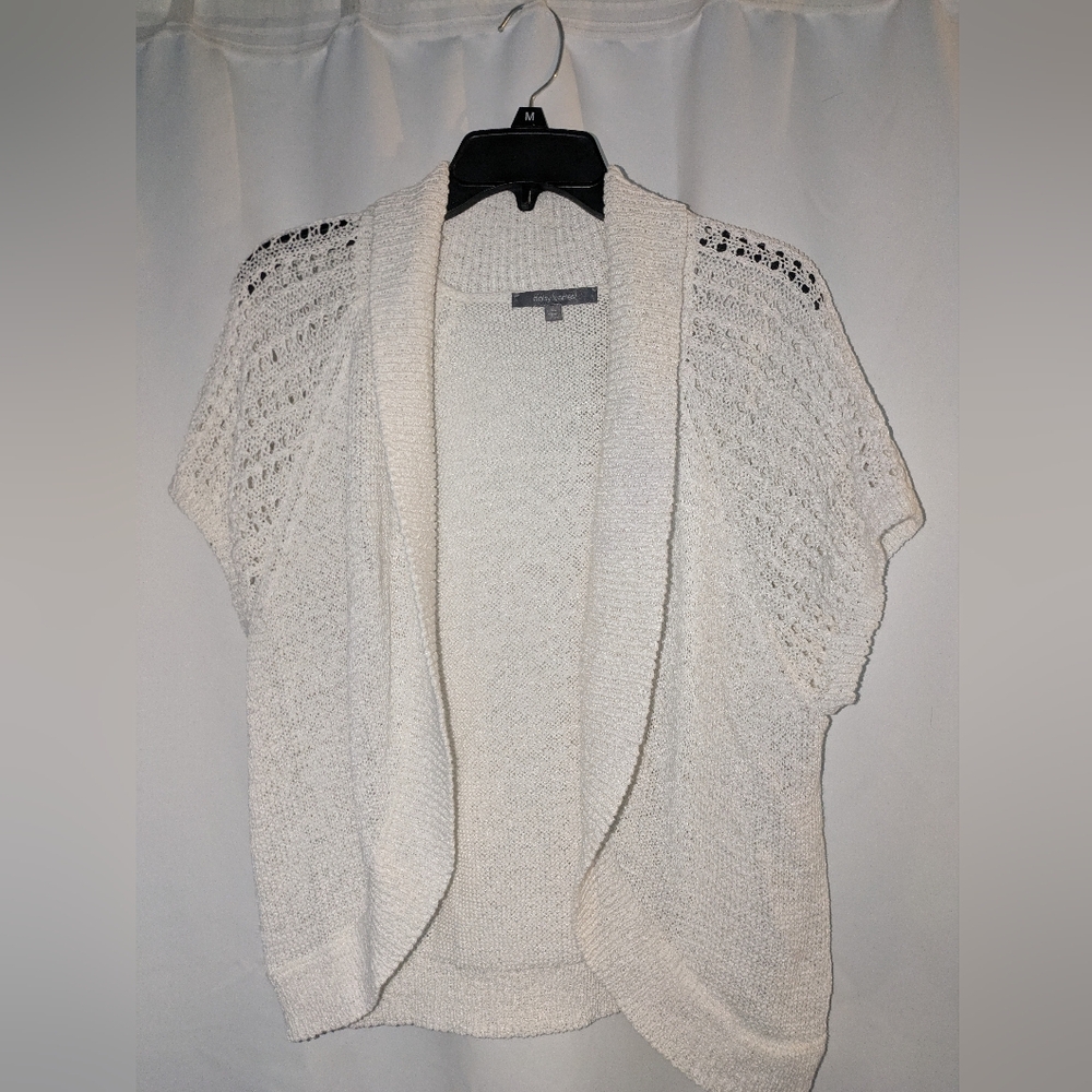 Elegant White Open-Front Cardigan with Lacy Knit